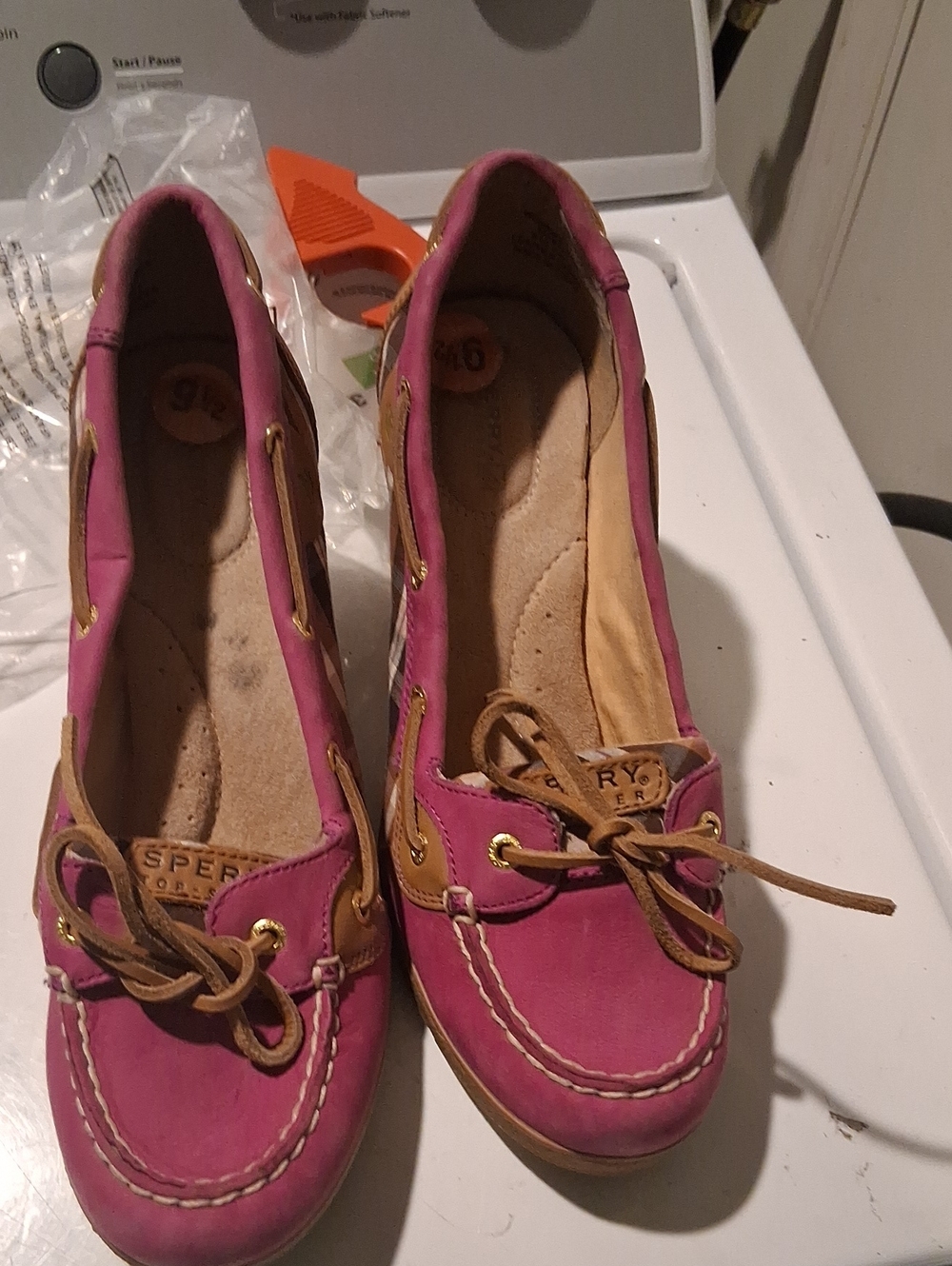 Sperry Wedge Heel Topsider Pink and plaid Womens size 9.5